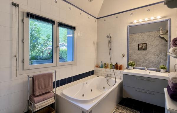 Maison de 196 m²