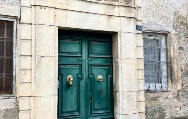 Vente Maison de ville avec terrasse - 2 garages - 2 appt. Saint-pons-de-thomieres   