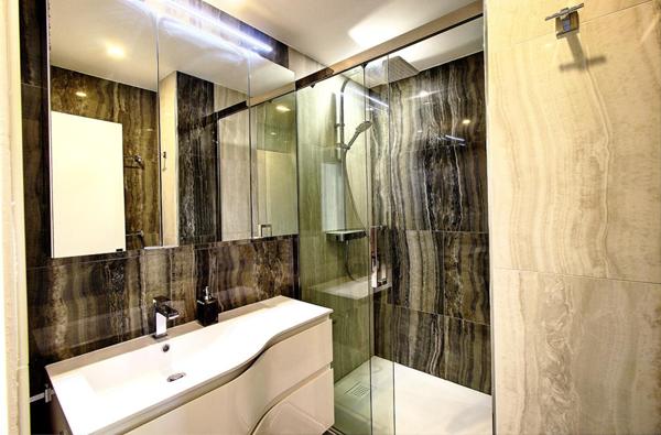 Cannes Palm Beach - Appartement en rez-de-jardin avec vue mer