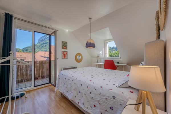 🏡 À vendre – Appartement T3 + mezzanine – Menthon-Saint-Bernard – Cœur du village