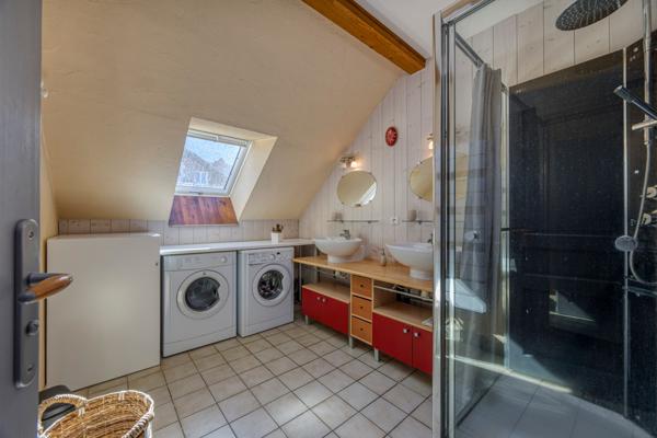 🏡 À vendre – Appartement T3 + mezzanine – Menthon-Saint-Bernard – Cœur du village
