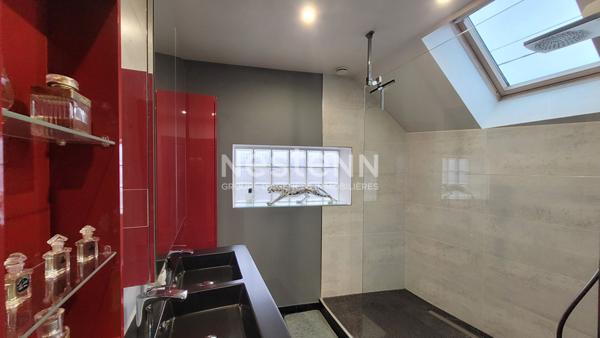 Superbe pavillon de plus de 200 m² avec jardin, spa et 5 chambres Le Mans Sud