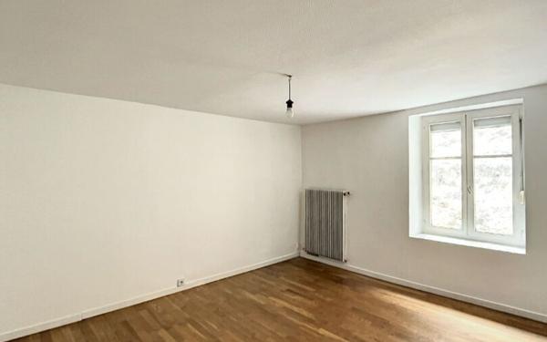 Appartement à louer    3 pièces •  Neufchâteau