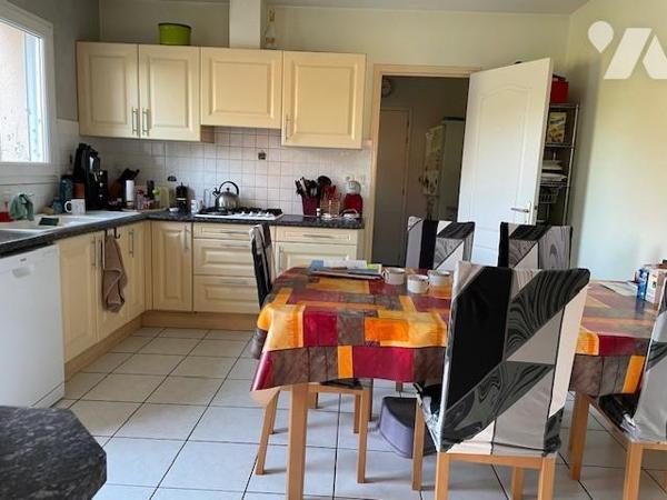 Maison 160m², 4 chambres et bureau, bus à 250m