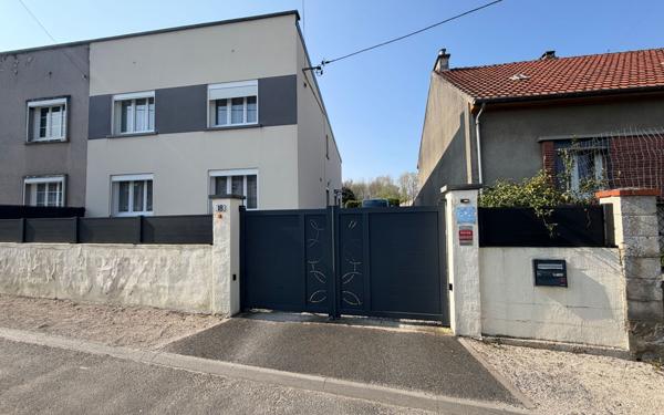 Maison à vendre    6 pièces •  Mennessis