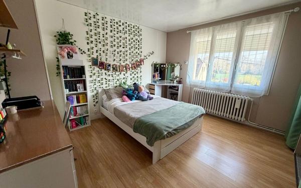 Maison à vendre    6 pièces •  Mennessis