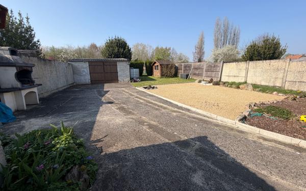 Maison à vendre    6 pièces •  Mennessis