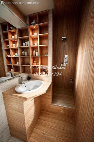 EXCLUSIVITE, RIEZ, MAISON DE VILLAGE au calme, 98 m² avec belles possibilités (investissement ou maison familiale)