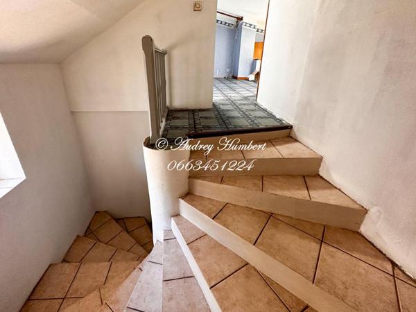 EXCLUSIVITE, RIEZ, MAISON DE VILLAGE au calme, 98 m² avec belles possibilités (investissement ou maison familiale)