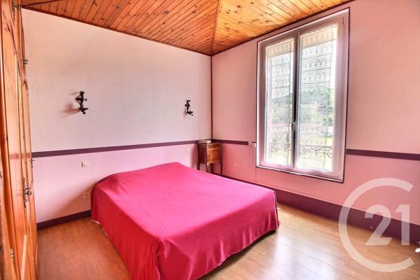 Maison à vendre  6 pièces - 176 m 2   CHATEAU THIERRY  - 02
