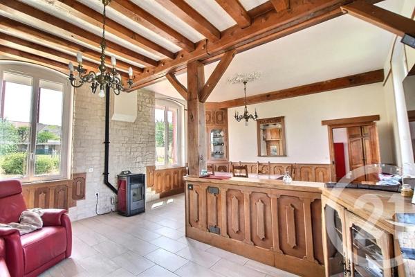 Maison à vendre  6 pièces - 176 m 2   CHATEAU THIERRY  - 02