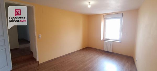 Maison Breuches 5 pièces 123.32 m2 grandes dépendances