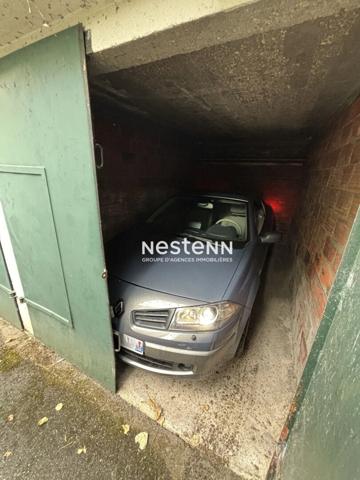 ISSY LES MOULINEAUX - BOX fermé