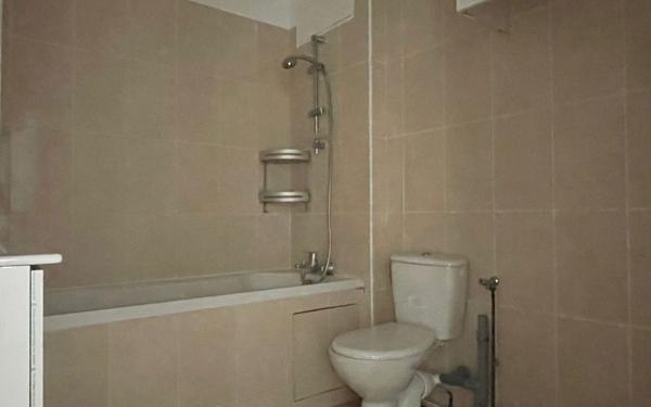 Appartement à vendre    1 pièce • 40,35 m2 Paris 16