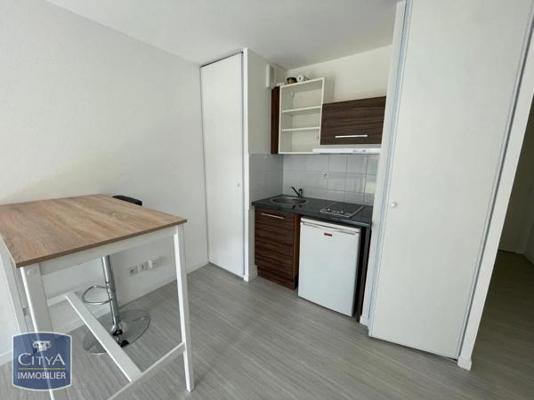 Appartement à louer 1 pièce 25.56m² Blois (41000)