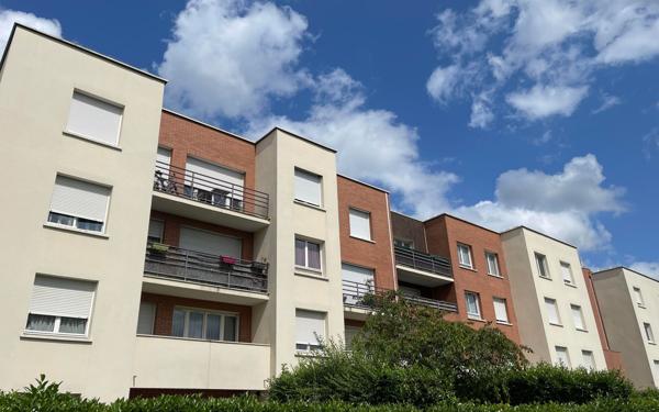 Appartement à louer    3 pièces • 65,63 m2 Montigny-le-Bretonneux