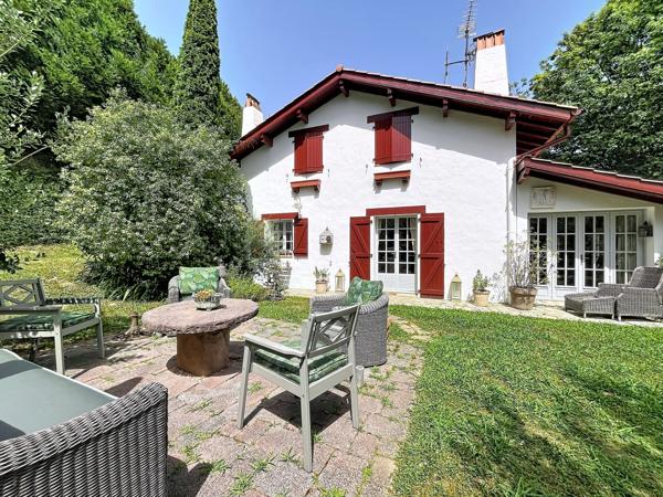 Vente Maison de luxe Saint-Pée-sur-Nivelle 7 Pièces 181 m²