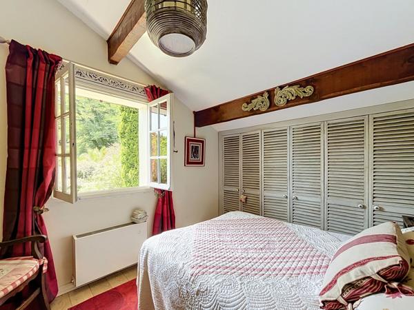 Vente Maison de luxe Saint-Pée-sur-Nivelle 7 Pièces 181 m²