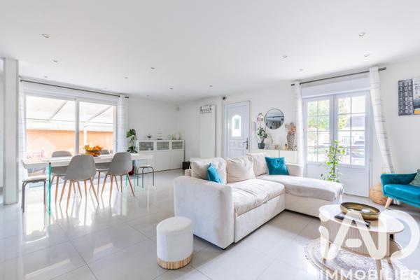 Maison à vendre 5 pièces 122 m² Paray-Vieille-Poste