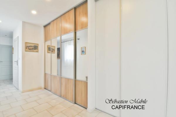 Maison de plain-pied avec double garage à vendre à Roz sur Couesnon (35) en Baie du Mont Saint Michel