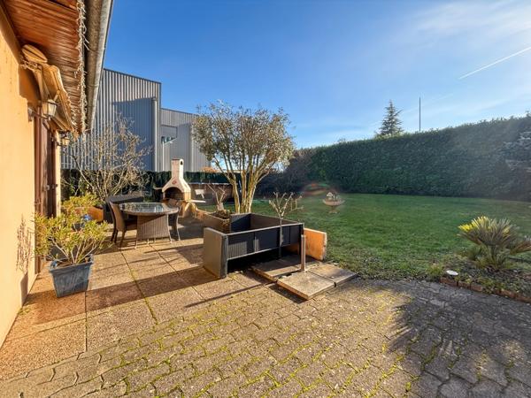 A VENDRE St Genis-Pouilly - Maison individuelle T4