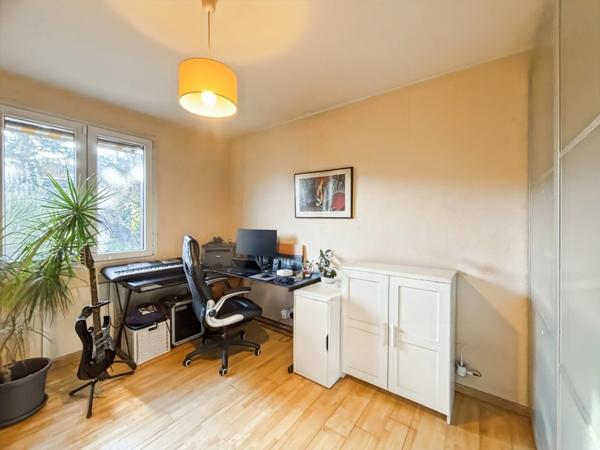 A VENDRE St Genis-Pouilly - Maison individuelle T4