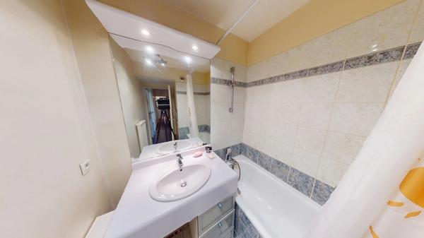 Appartement COURBEVOIE 3 pièces 59 m²