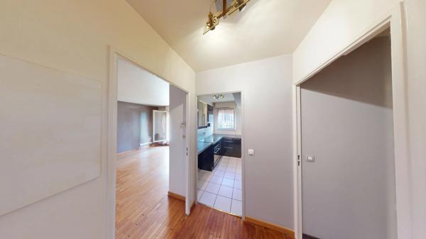 Appartement COURBEVOIE 3 pièces 59 m²