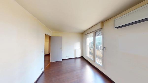 Appartement COURBEVOIE 3 pièces 59 m²