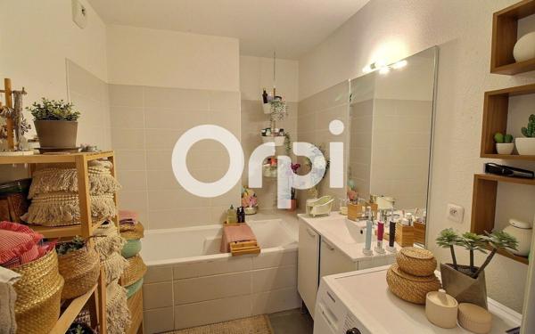 Appartement à vendre    3 pièces • 62,60 m2 Marseille 13