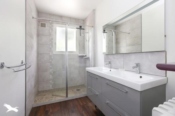 Maison à vendre 299 000 € Saint-Cyr-sur-Loire 6 p 159 m² DPE D