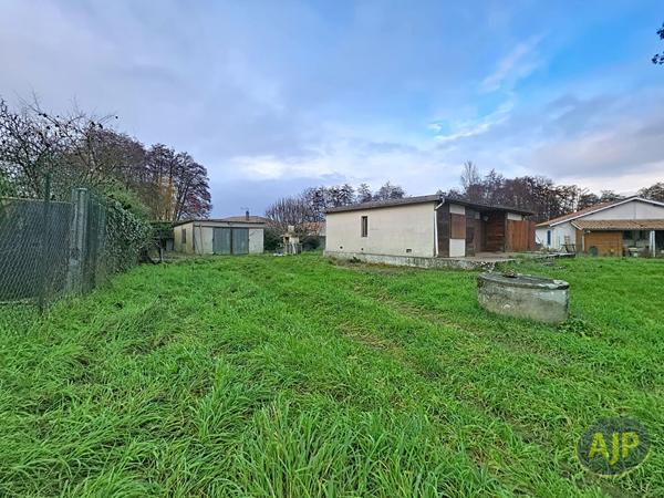 Vente terrain Izon : 184 500 € - AJP Immobilier Cestas