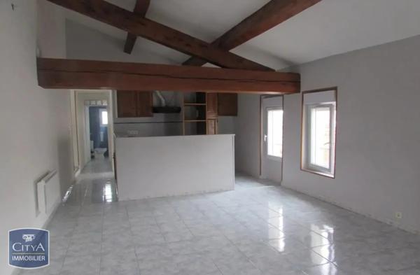 Appartement à louer 3 pièces 83.22m² Rognac (13340)