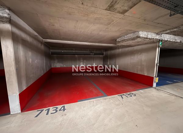 ISSY LES MOULINEAUX - FORT D'ISSY - Parking double en sous-sol