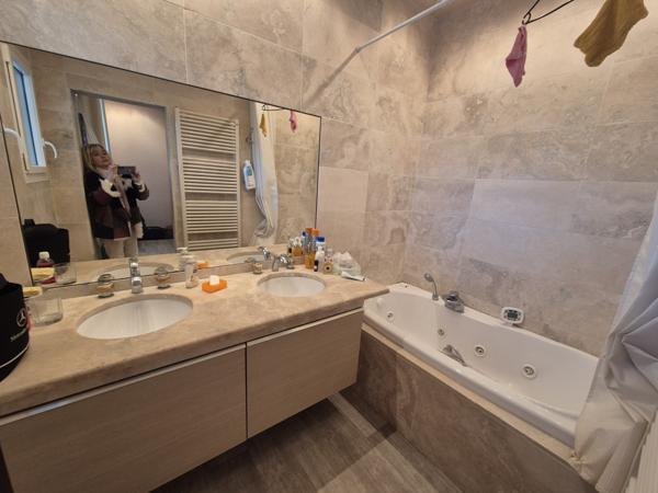 Maison 5 pièce(s) 4 chambre(s) 130 m²