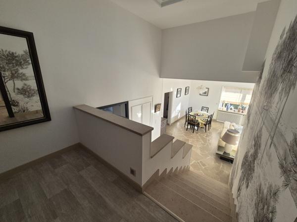 Maison 5 pièce(s) 4 chambre(s) 130 m²