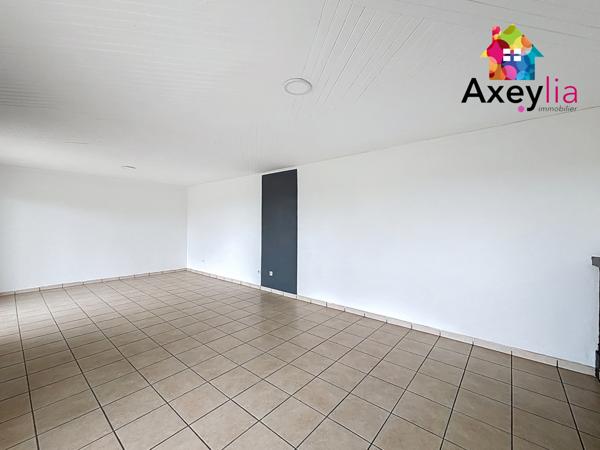 Ambierle (42820) A LOUER - AMBIERLE - MAISON PLAIN PIED, 4 CHAMBRES, TERRAIN ET GRAND GARAGE