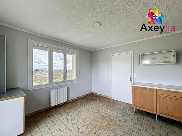 Ambierle (42820) A LOUER - AMBIERLE - MAISON PLAIN PIED, 4 CHAMBRES, TERRAIN ET GRAND GARAGE