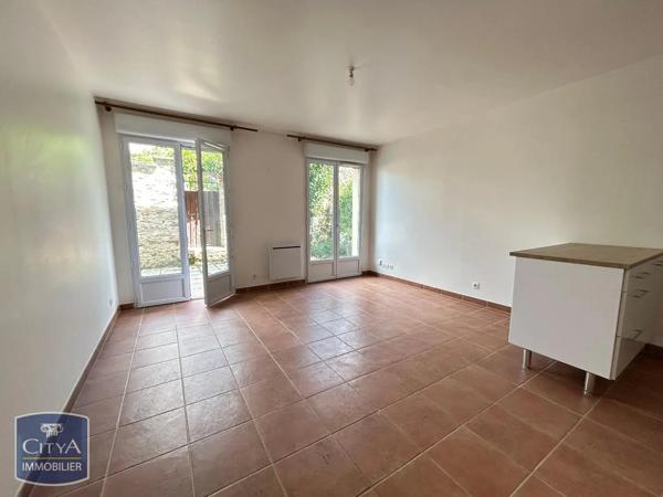 Appartement à louer 2 pièces 36.85m² Épernon (28230)