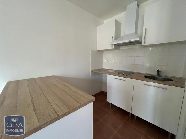 Appartement à louer 2 pièces 36.85m² Épernon (28230)