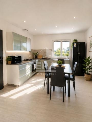 Maison 195 m² + Studio 50 m² . Terrain 13 639 m² . Cadre exceptionnel