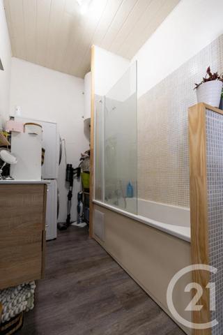 Appartement F3 à vendre  3 pièces - 61,90 m 2   CLERMONT L HERAULT  - 34