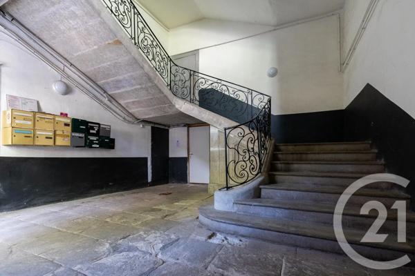 Appartement F3 à vendre  3 pièces - 61,90 m 2   CLERMONT L HERAULT  - 34