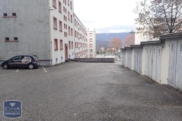 Parking à louer 12.5m²
