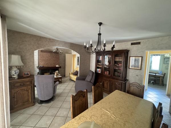 Maison de plain-pied de 84 m² sur 810 m² de terrain