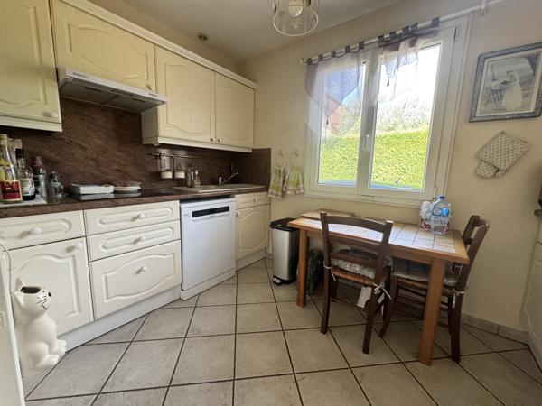 Maison de plain-pied de 84 m² sur 810 m² de terrain