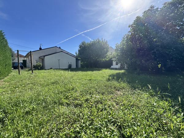 Maison de plain-pied de 84 m² sur 810 m² de terrain