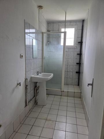 Pavillon de plain pied sur beau terrain