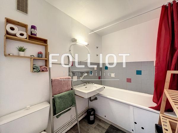Appartement F1 (20 m²) en vente à DONVILLE LES BAINS