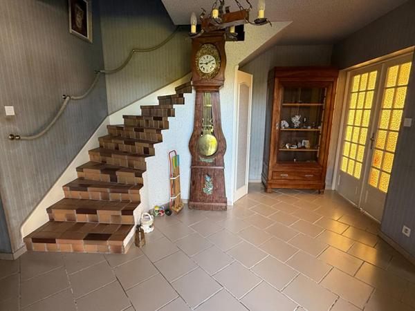 Immeuble Lurcy Levis 10 pièce(s) 221 m2